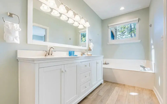 Turnberry 8561