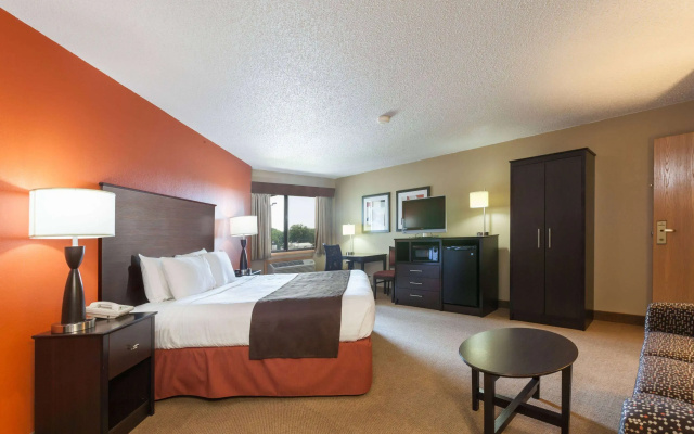 AmericInn by Wyndham Algona