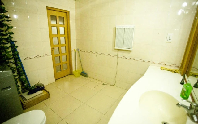 Pangpang International Youth Hostel