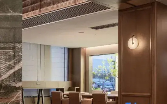 Yayue Hotel (Wuhu Nanling Square)