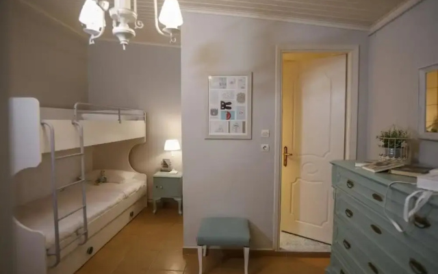 Liostasi Maison Provençale