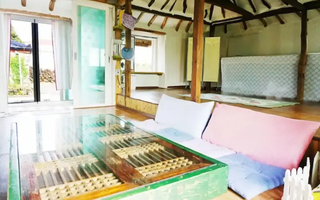 Unnie Guesthouse - Hostel
