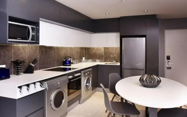 Luxury Loft in Sandton City