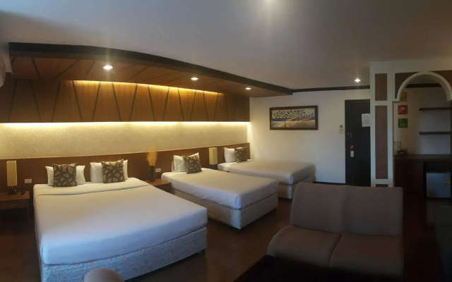 Windmill Resort Hotel