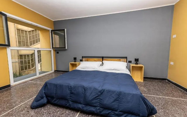 Marathon Hostel