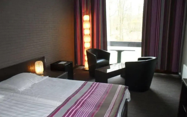 Hotel Les Rhodos