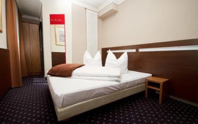 Hotel Tourist