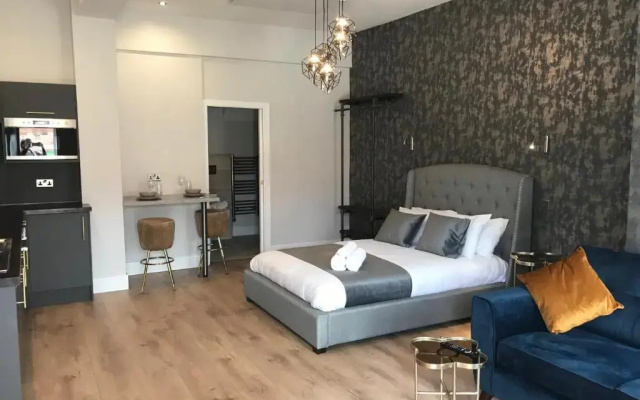 Coldharbour Suites (Adults Only)