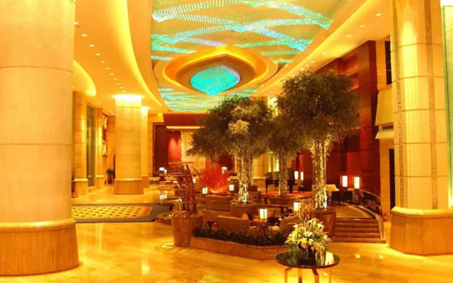 Grand Oriental Hotel