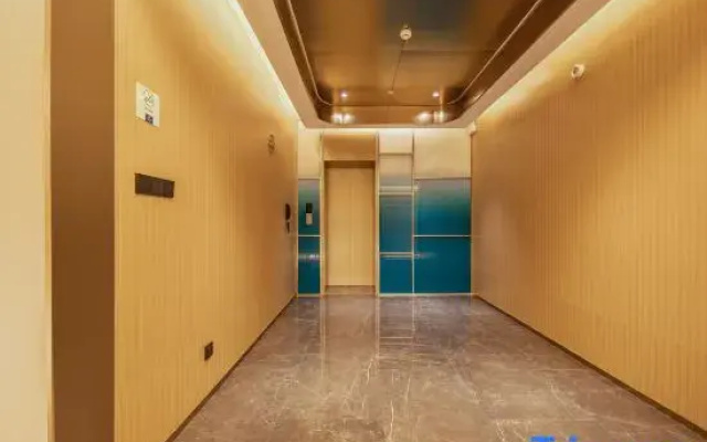 Starway Hotel (Yantai Wanda Plaza Nanhong Street)