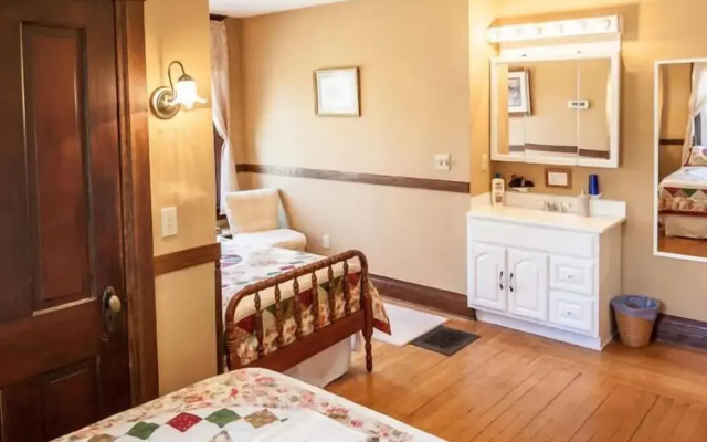 Friendly City Inn Bed & Breakfast