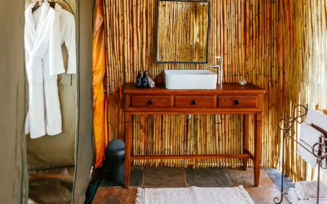 Sibani Luxury Tents