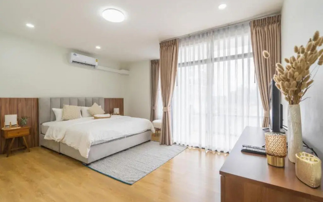 The B Hostel