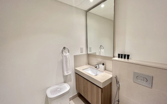 Luxurious 2B in Downtown Views With Dubai Mall Access