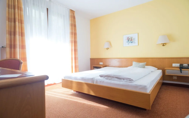Hotel Hirschengarten