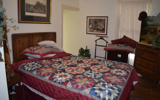 The Hotel Texan
