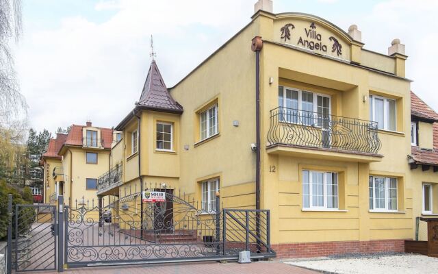 Отель Villa Angela вид на фасад