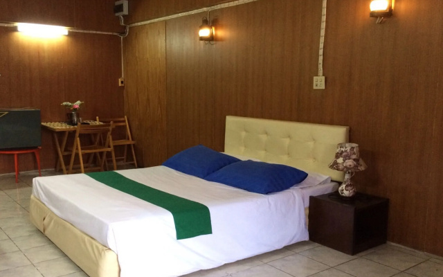 Win Bangna Hotel