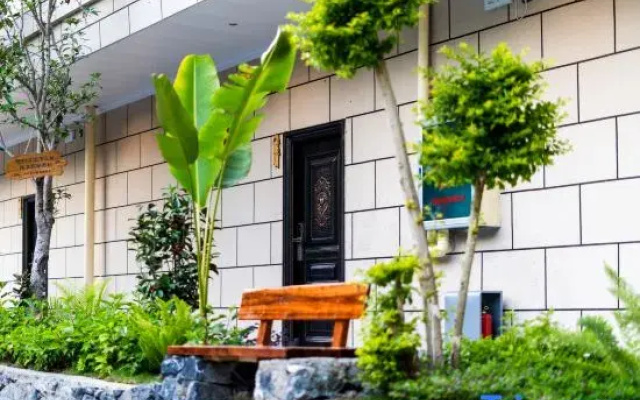 Huayue Shanshui Gallery Hotel, Daxin Detian
