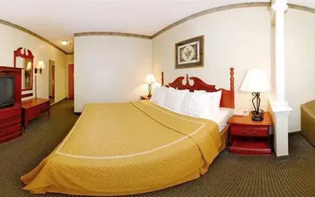 Comfort Suites