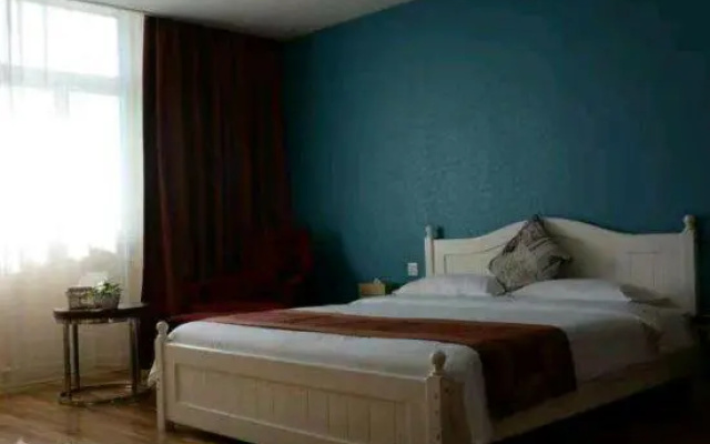 HQ Yueke Hotel