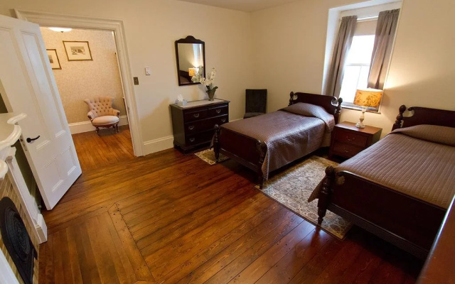 Rayski Guest House