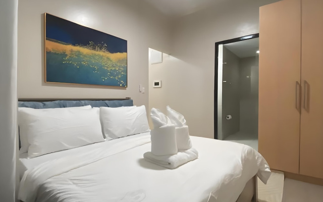 Oceanview with Balcony Airport Okada