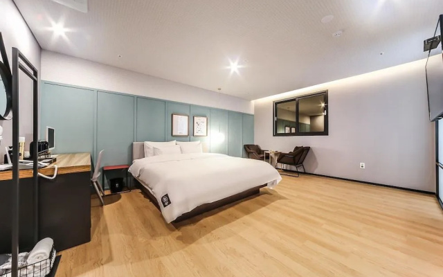 Dynamic Guesthouse