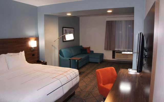 La Quinta Inn & Suites by Wyndham Littleton/Red Rocks
