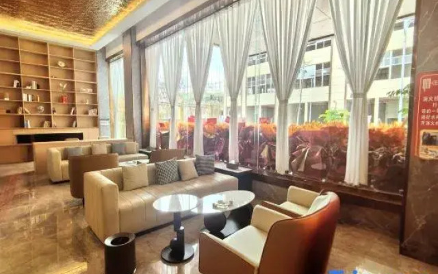 Ziyun Yubai Hotel