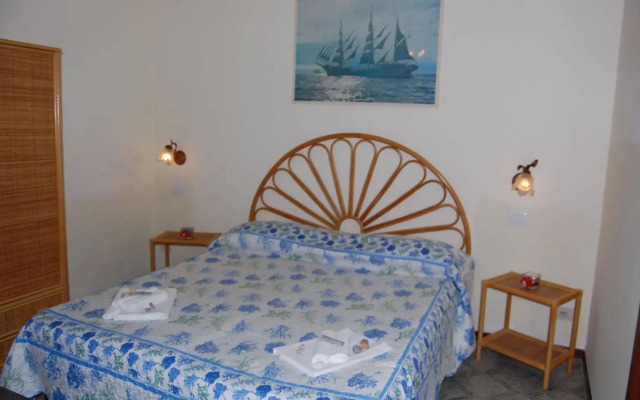 Torre Turbolo Apartments Hotel