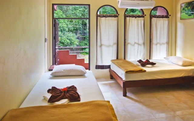 Coco Khao Sok Hostel