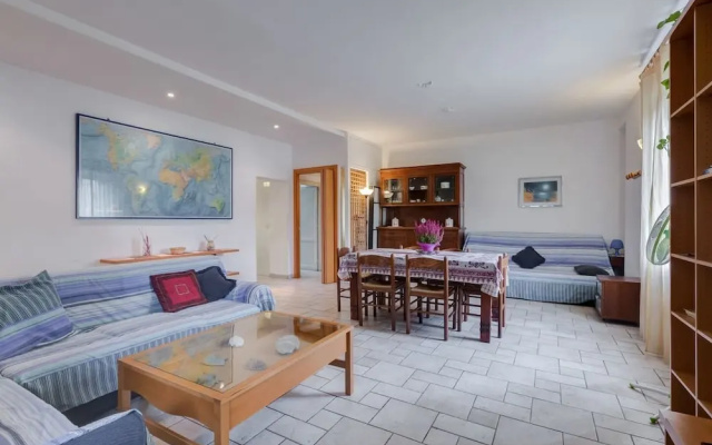 Spacious and Cozy, 6+3 Beds, Free Wifi, Near Eur