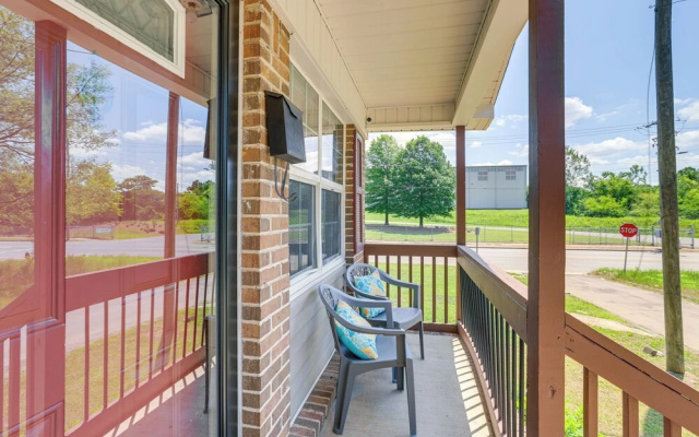 Charming Home < 6 Mi to Dtwn Birmingham!