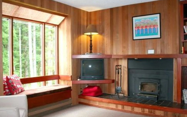 41SW Condo w/ Private Sauna
