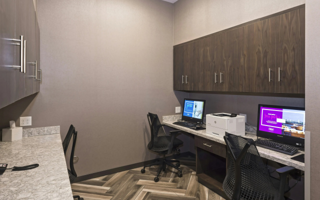 Hampton Inn & Suites Minneapolis University Area
