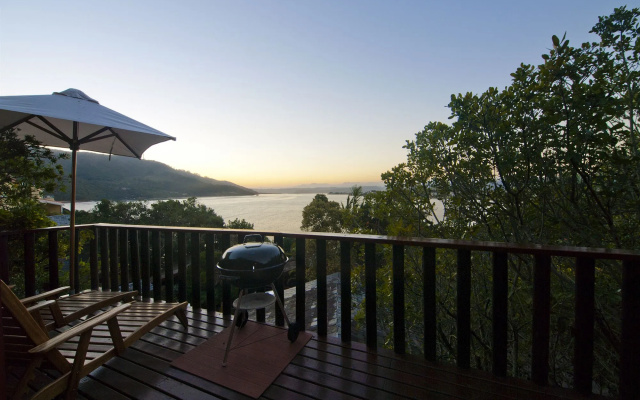 Under Milkwood Resort