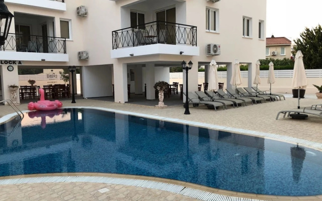 Carisa Livadia Gardens Apartments