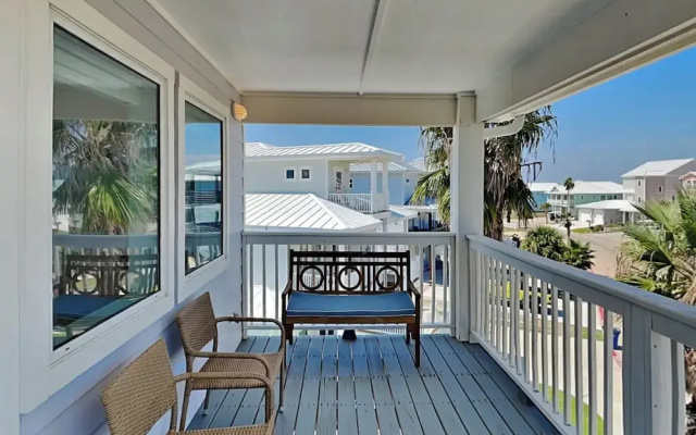 Mermaids Lair by Silver Sands Vacation Rentals
