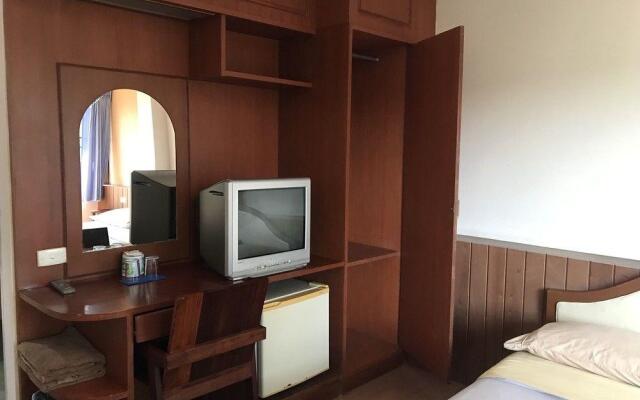 Sirimongkol Hotel