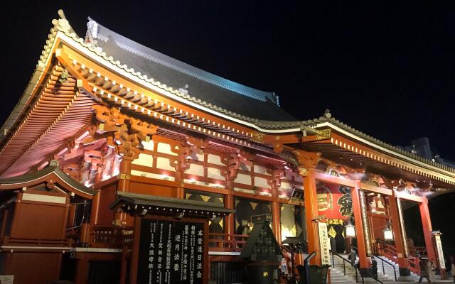 Hotel Gracery Asakusa вид на фасад