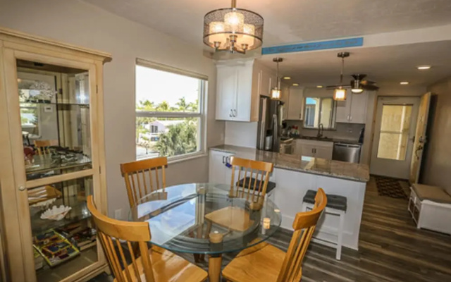 Estero Sands 204
