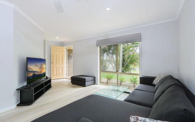 Headland Beach House