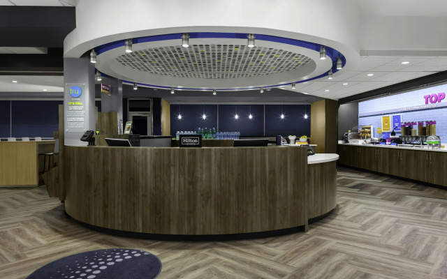 Tru by Hilton Gilbert