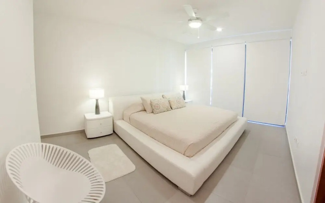 Trendy 2BR condo centermost by Happy Address