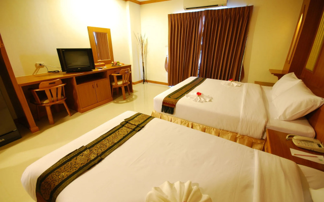 Embryo Hotel