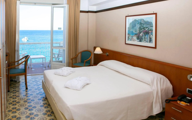Pietra di Luna Hotel