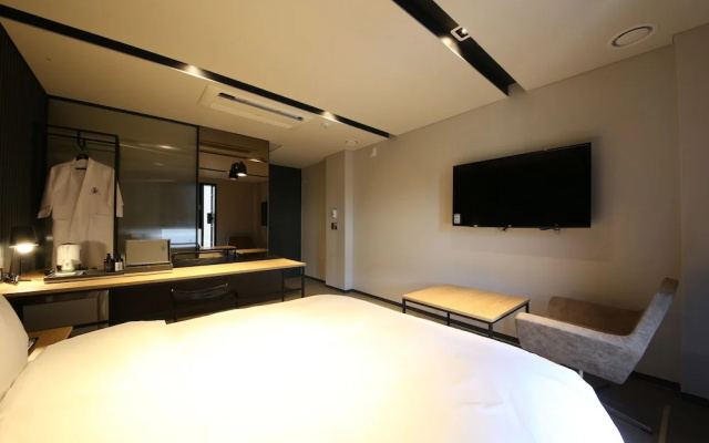 Hotel Yeoubi