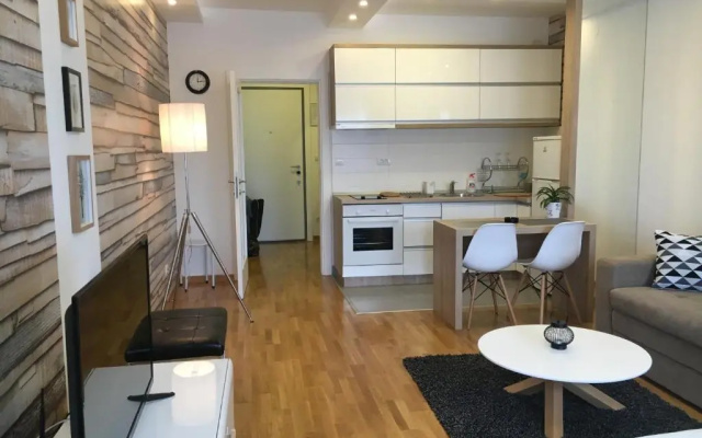 Apartman Bond