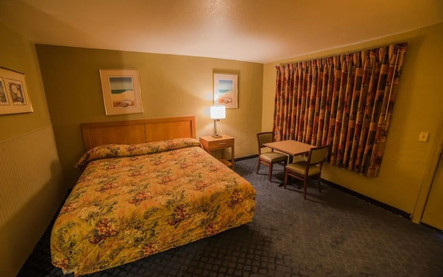 Deluxe Inn